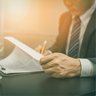 Fotos e mensagens em redes sociais podem comprovar amizade